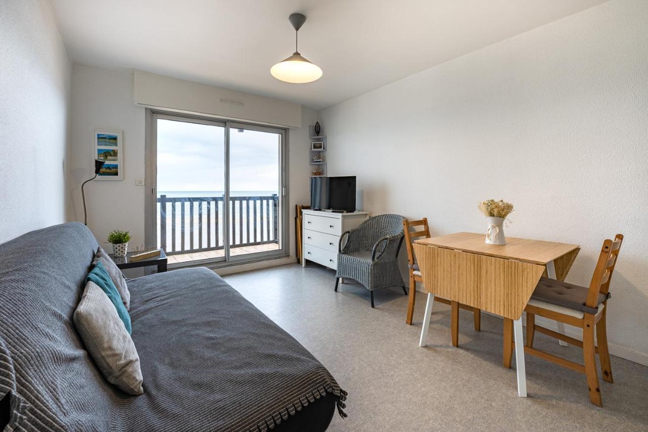 Joli Studio Avec Vue Panoramique Sur La Mer Houlgate Exterior foto